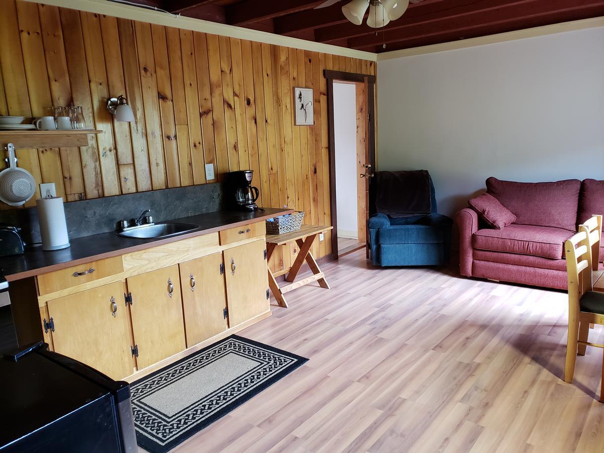 Cherry Cove Cabins Villa Kaslo Exterior foto