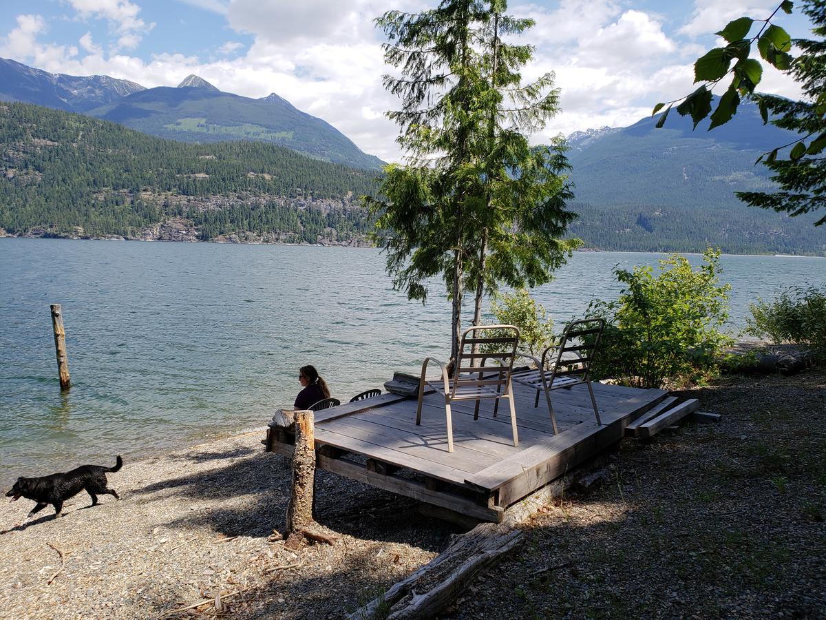 Cherry Cove Cabins Villa Kaslo Exterior foto